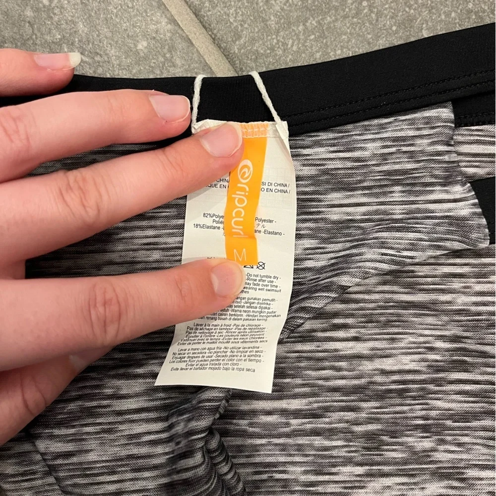 NWOT Rip Curl Bikini Bottom - Picture 3 of 3